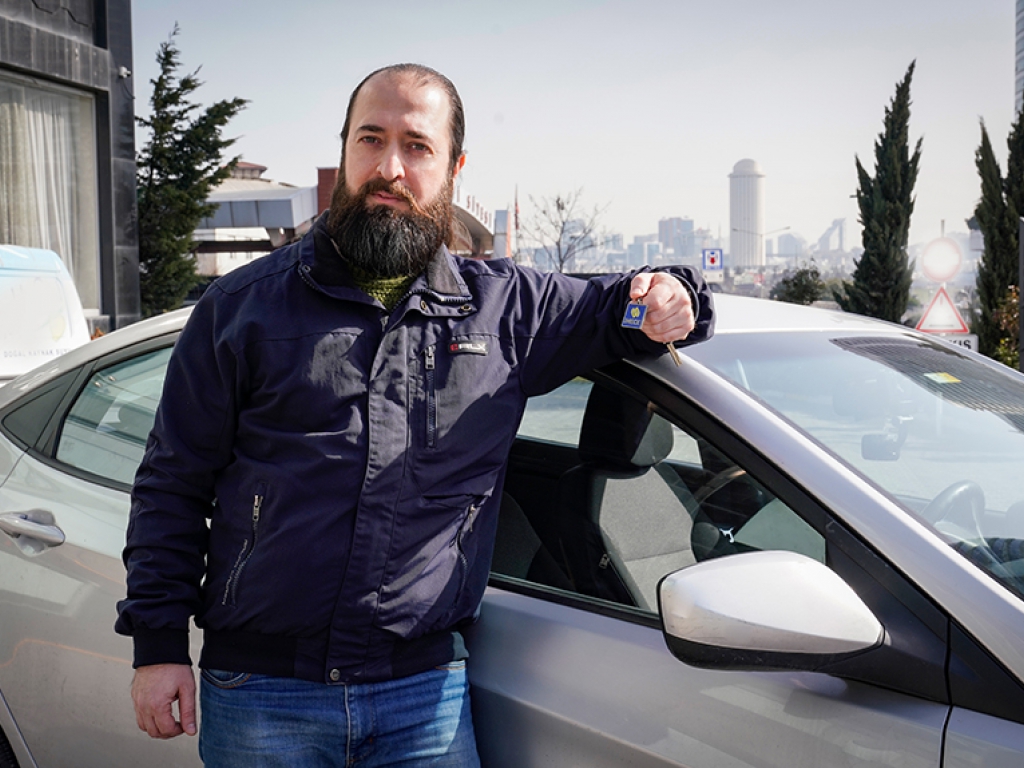 /teslimatlar/ahmad_alnajar.jpg